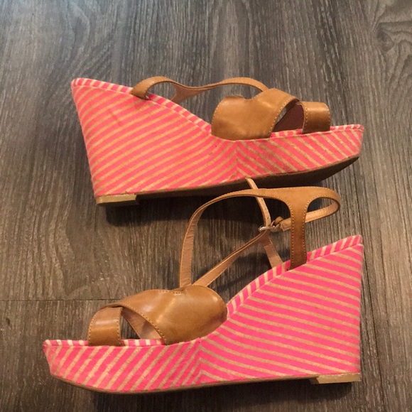 Tommy Hilfiger pink stripe wedge sandal - Picture 2 of 4